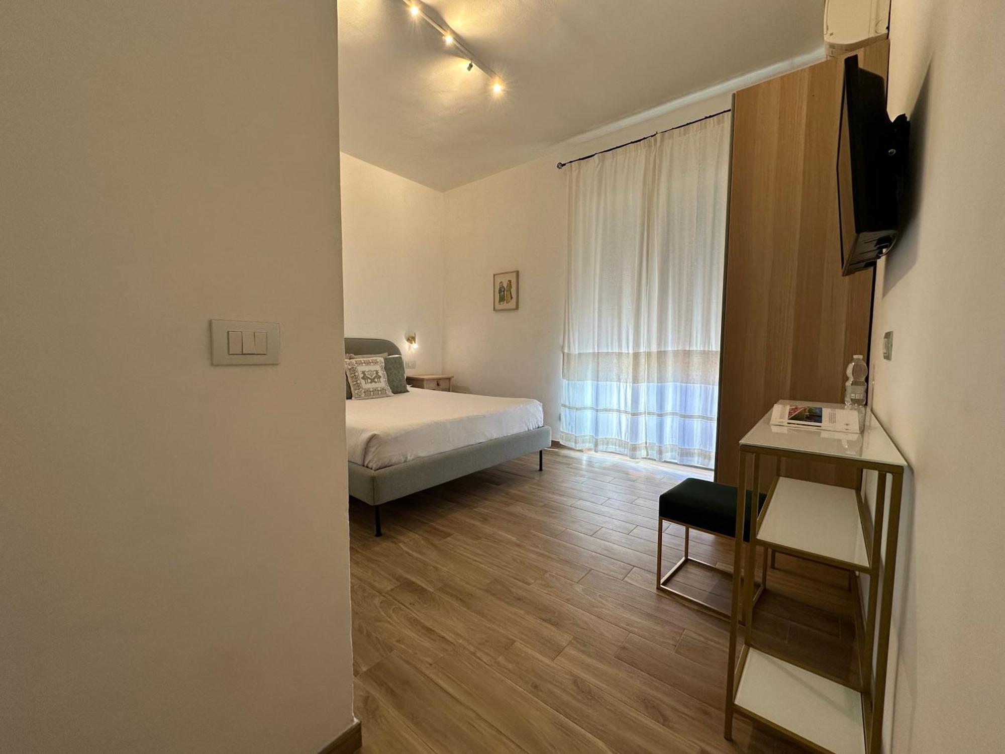 Ng Guest House L'Acquedotto オルビア エクステリア 写真