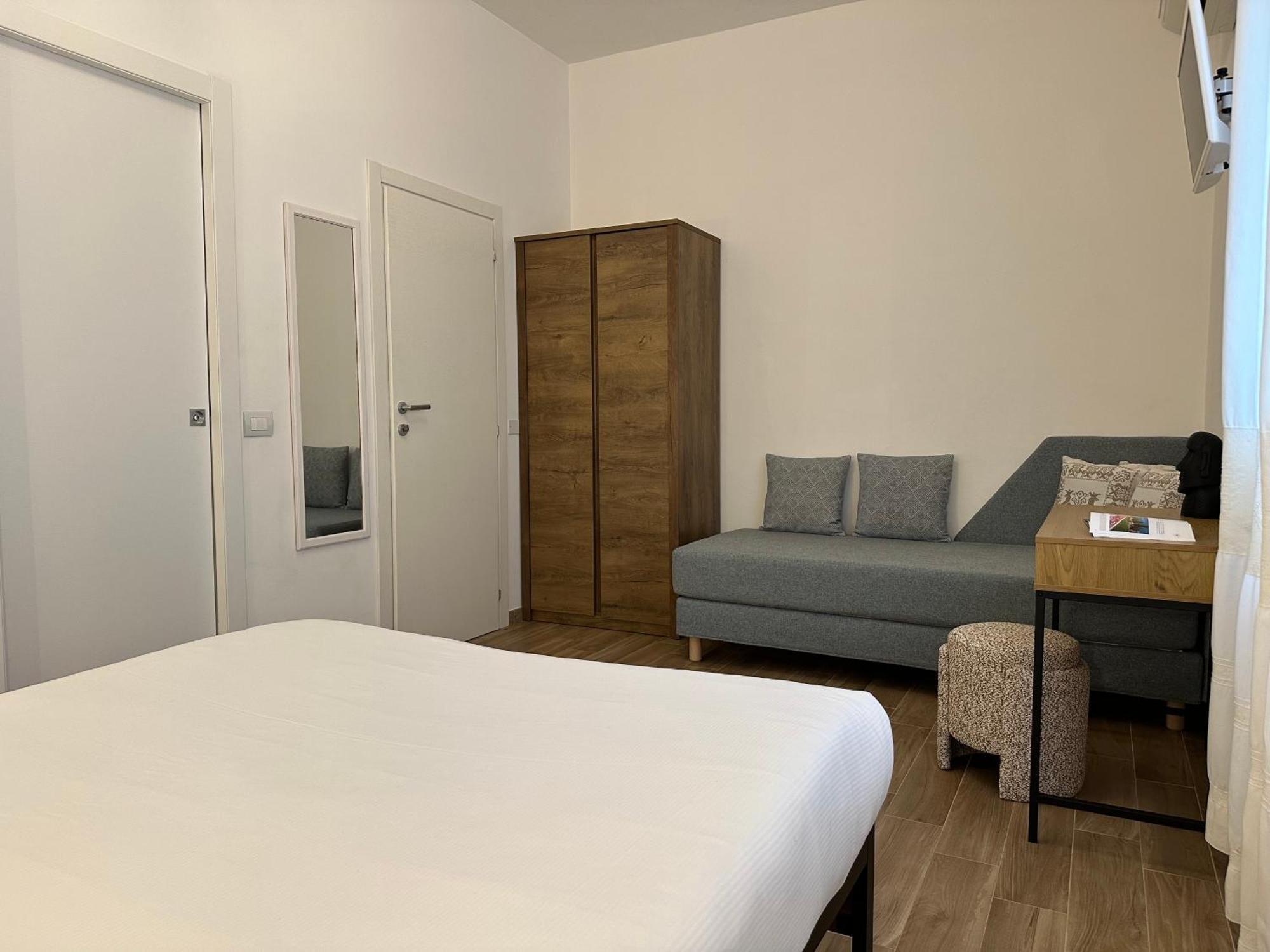 Ng Guest House L'Acquedotto オルビア エクステリア 写真