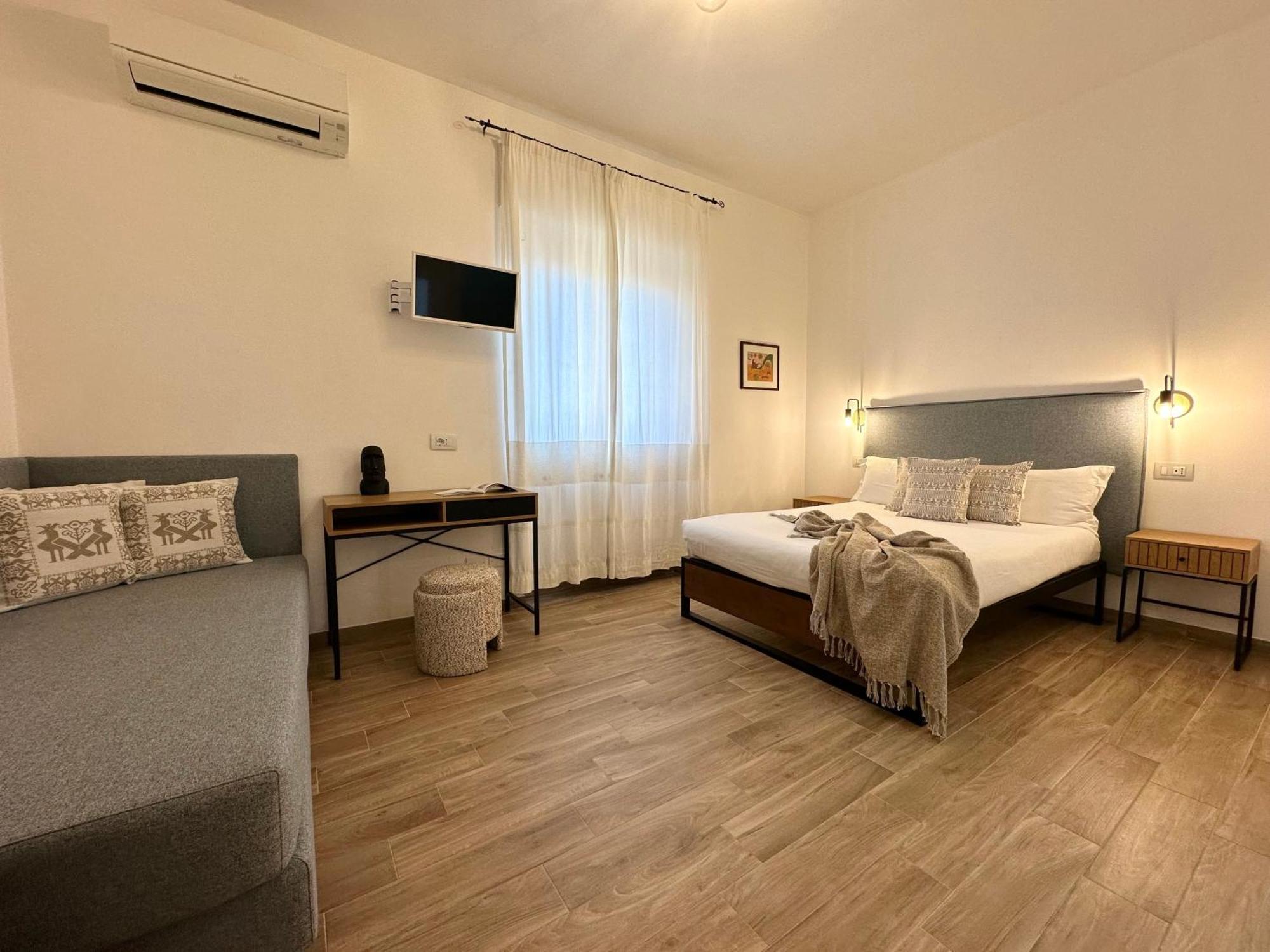 Ng Guest House L'Acquedotto オルビア エクステリア 写真