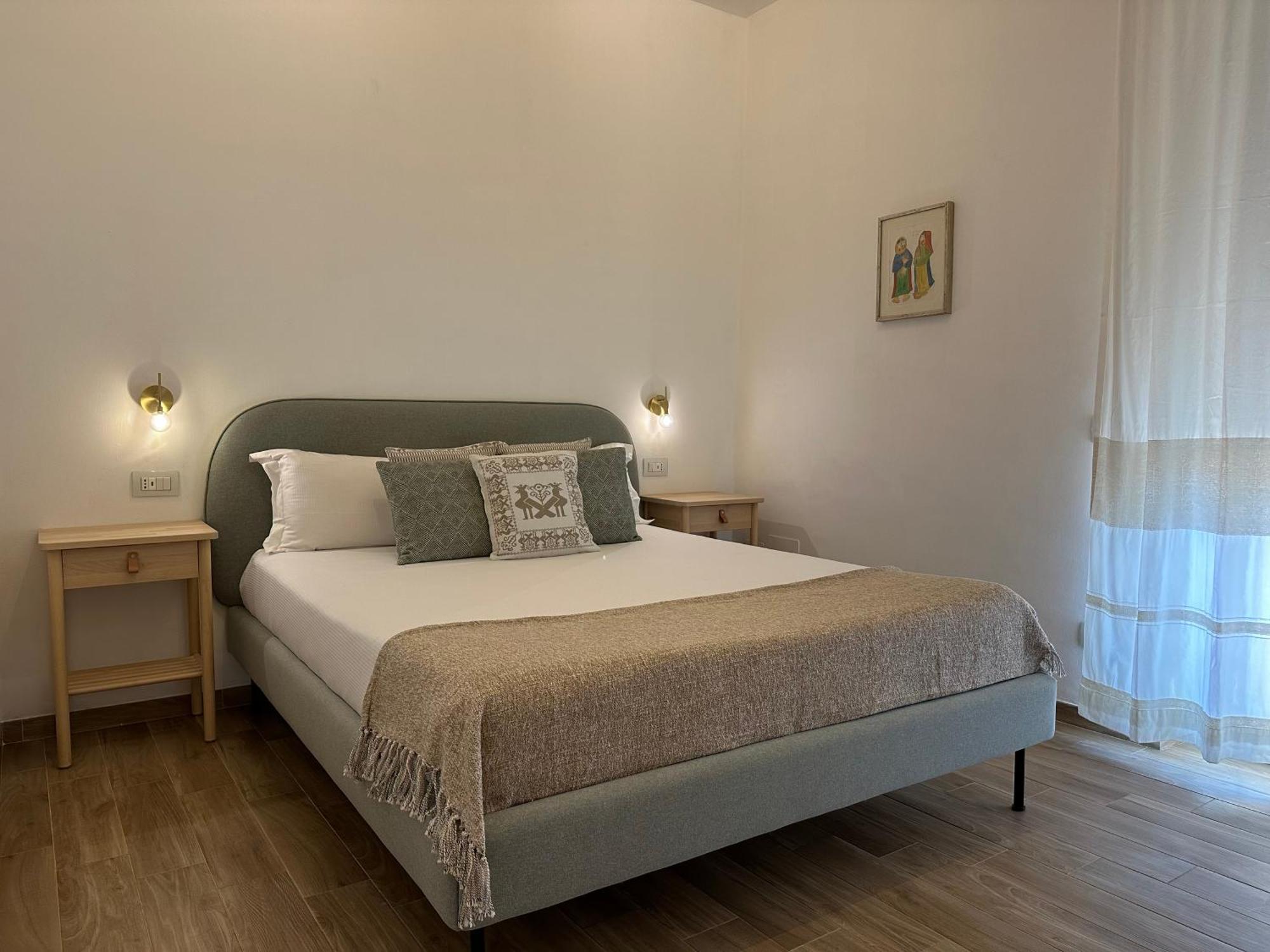 Ng Guest House L'Acquedotto オルビア エクステリア 写真